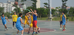 巴西的足球，碩日的籃球