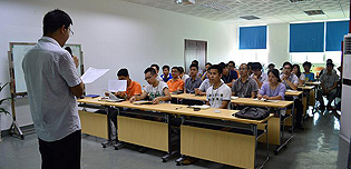 碩日新能源人事調(diào)動(dòng)大會(huì)順利進(jìn)行！